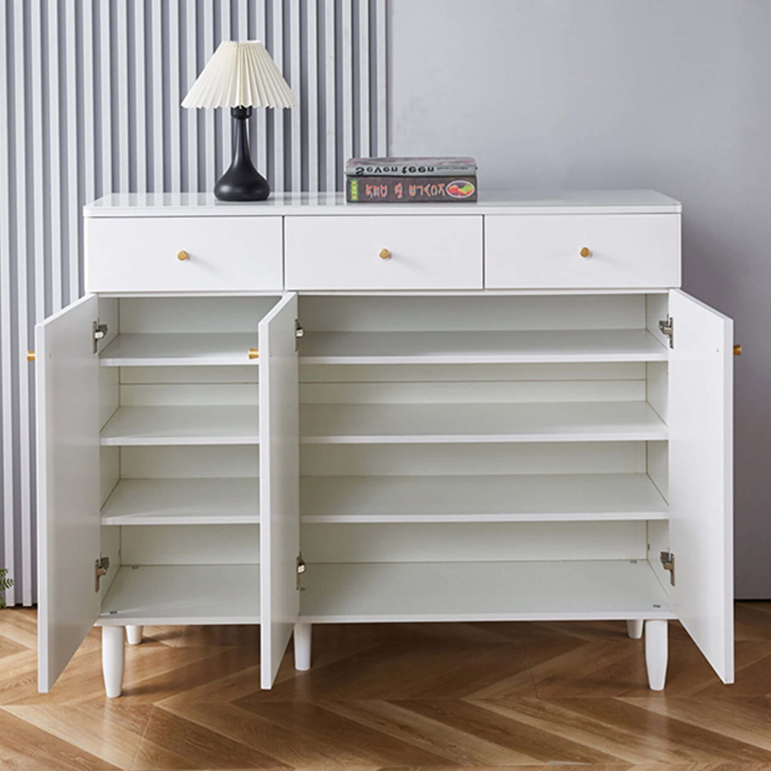 4 ft Fervid 3 Doors Cabinet Kerinchi Cheras KL Eco City Main Photo 2