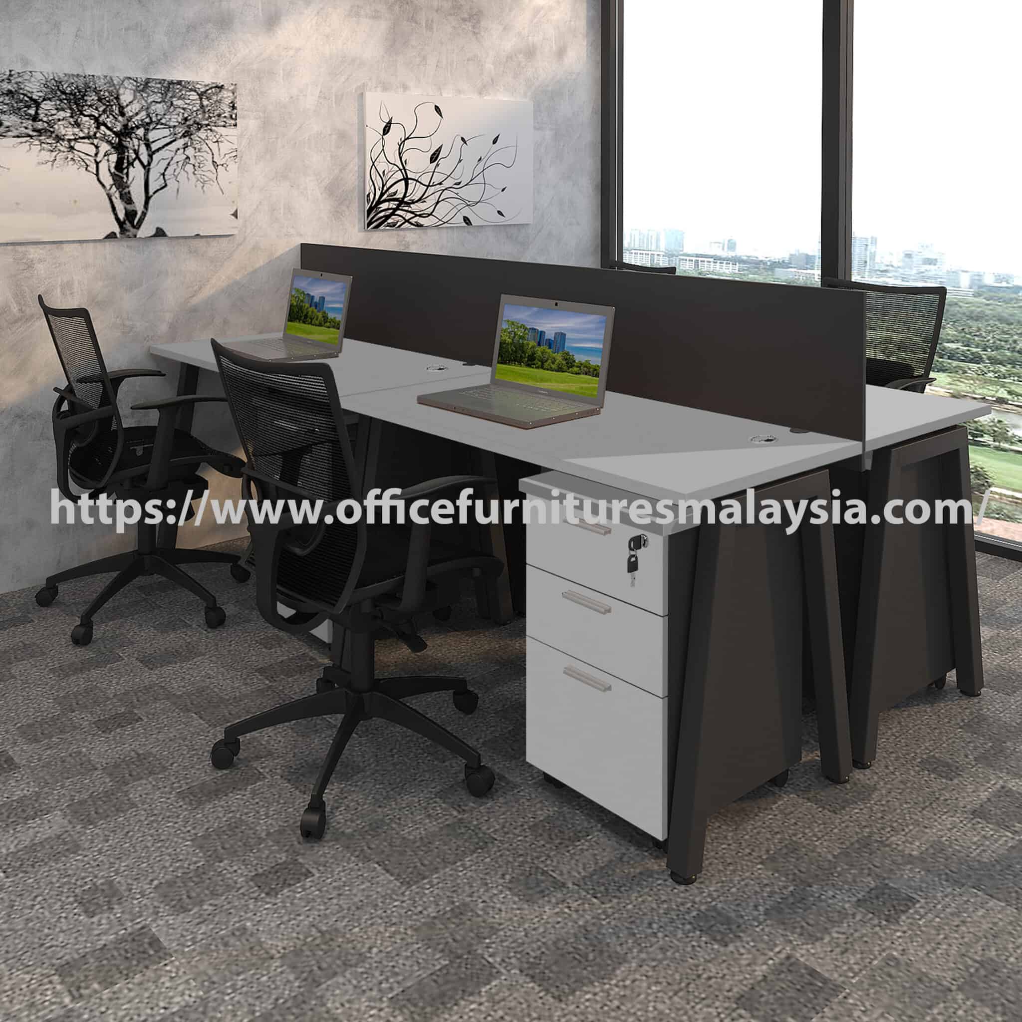 4 ft Steady Rectangular Cluster of 4 Seater Workstation Cyberjaya